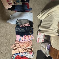 Girls Clothes 