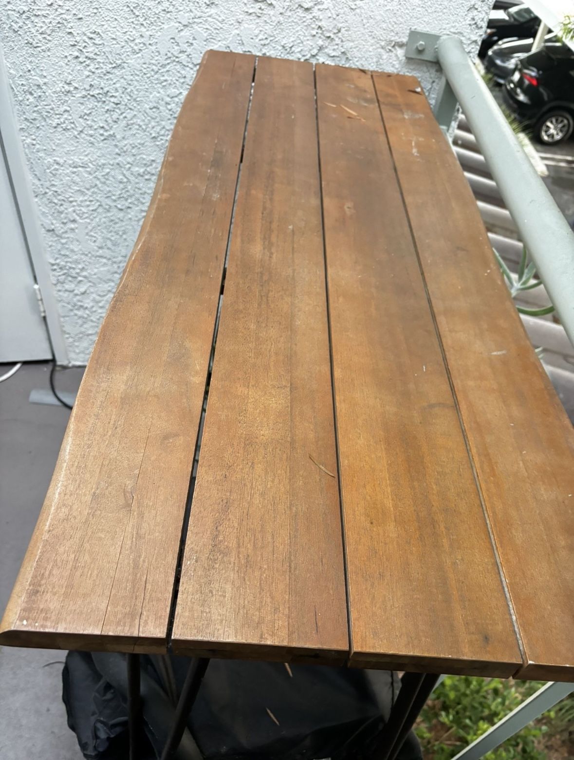 SOLID WOOD BAT PATIO TABLE
