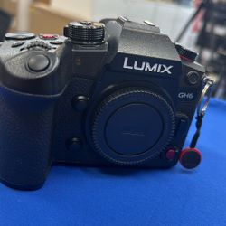 LUMIX GH6 Camera