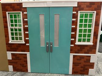 Generation Doll School 