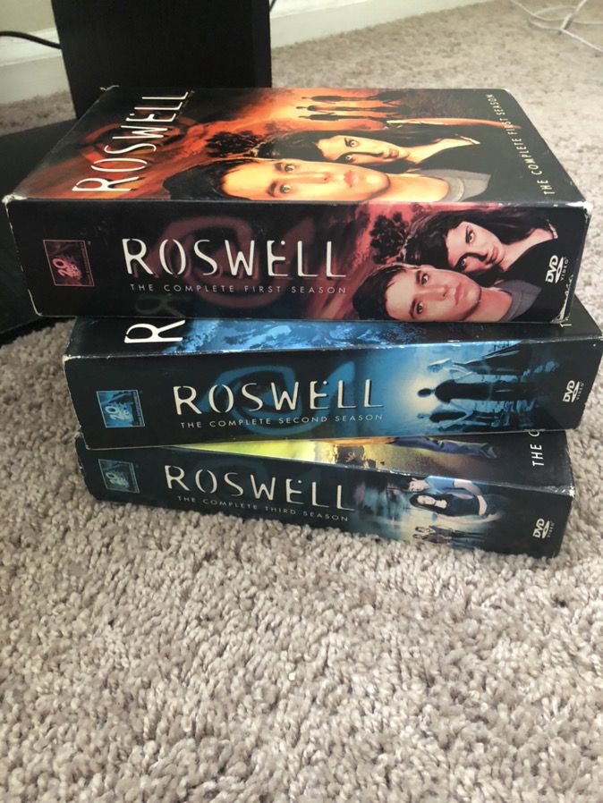 Roswell - the complete series