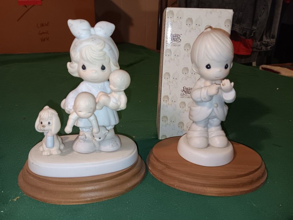 Precious Moments Figurines (2)