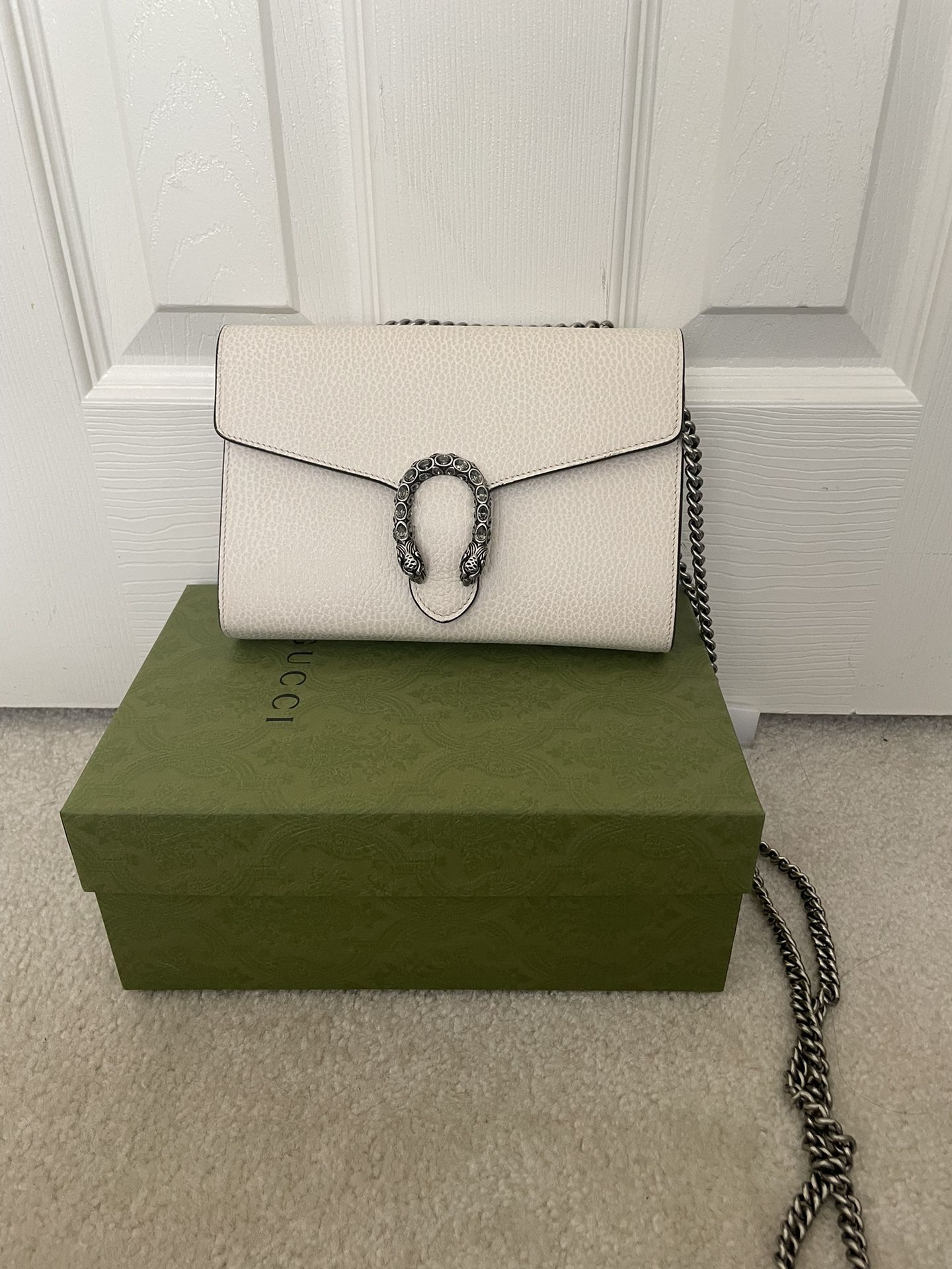 Gucci White Dionysus Mini Chain Leather Wallet 