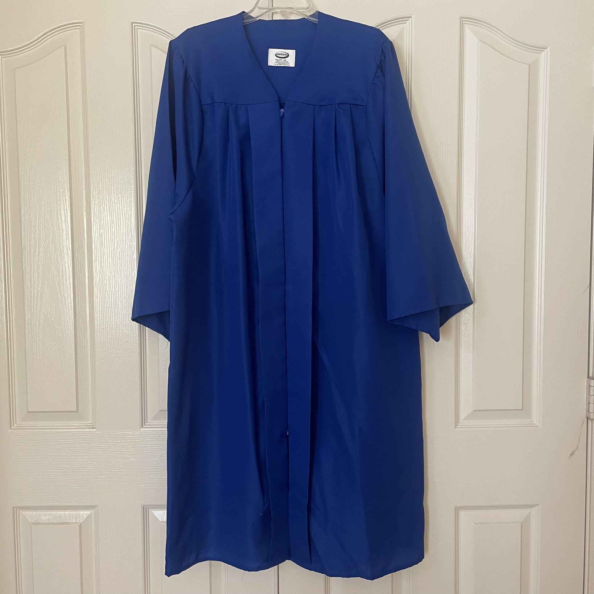 Chandler HS Graduation Cap & Gown
