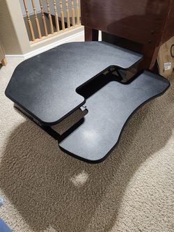 Vari Desk "Cube Corner 36" Standing Desk Converter
