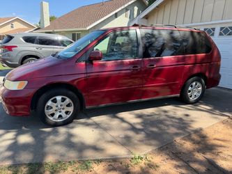 2002 Honda Odyssey.