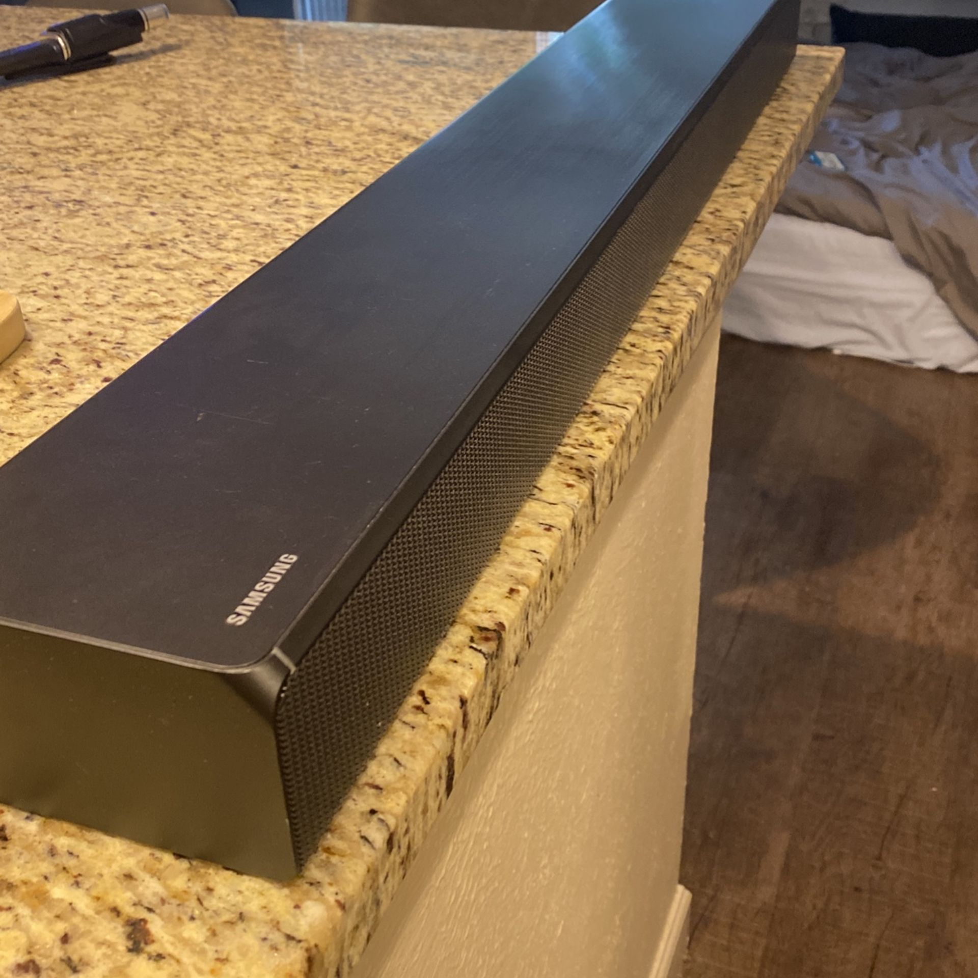 Samsung HW-MS550 Soundbar W/ Built In Subwoofer 