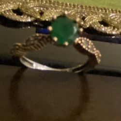 Beautiful Vintage Ring