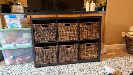 6-Cube Storage Unit with Baskets
