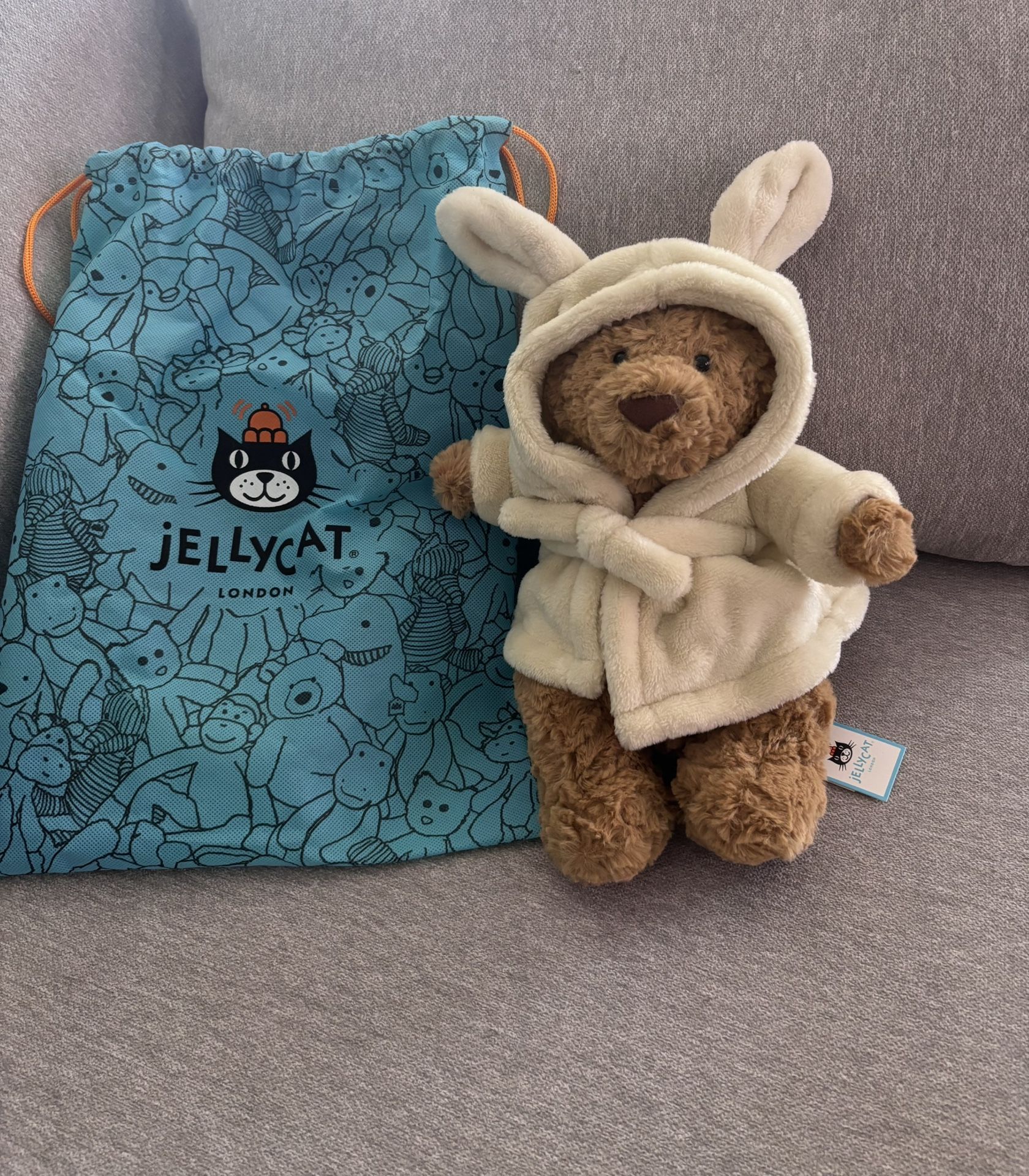 NWT Authentic Jellycat bathrobe bartholomew bear- HTF- FAST SHIPPING!