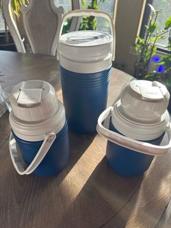Vintage Coleman beverage coolers - p/u Monument