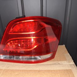 2013-2015 Mercedes-benz Glk 250-350 Tail Light 
