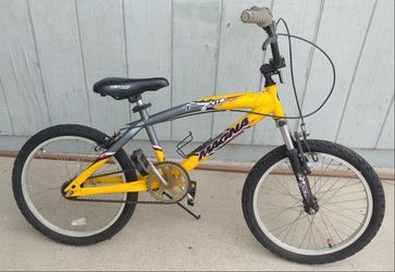Magna Torrid 20 Kids Boys Girls Yellow Bike Bicycle for Sale in Bellflower CA OfferUp
