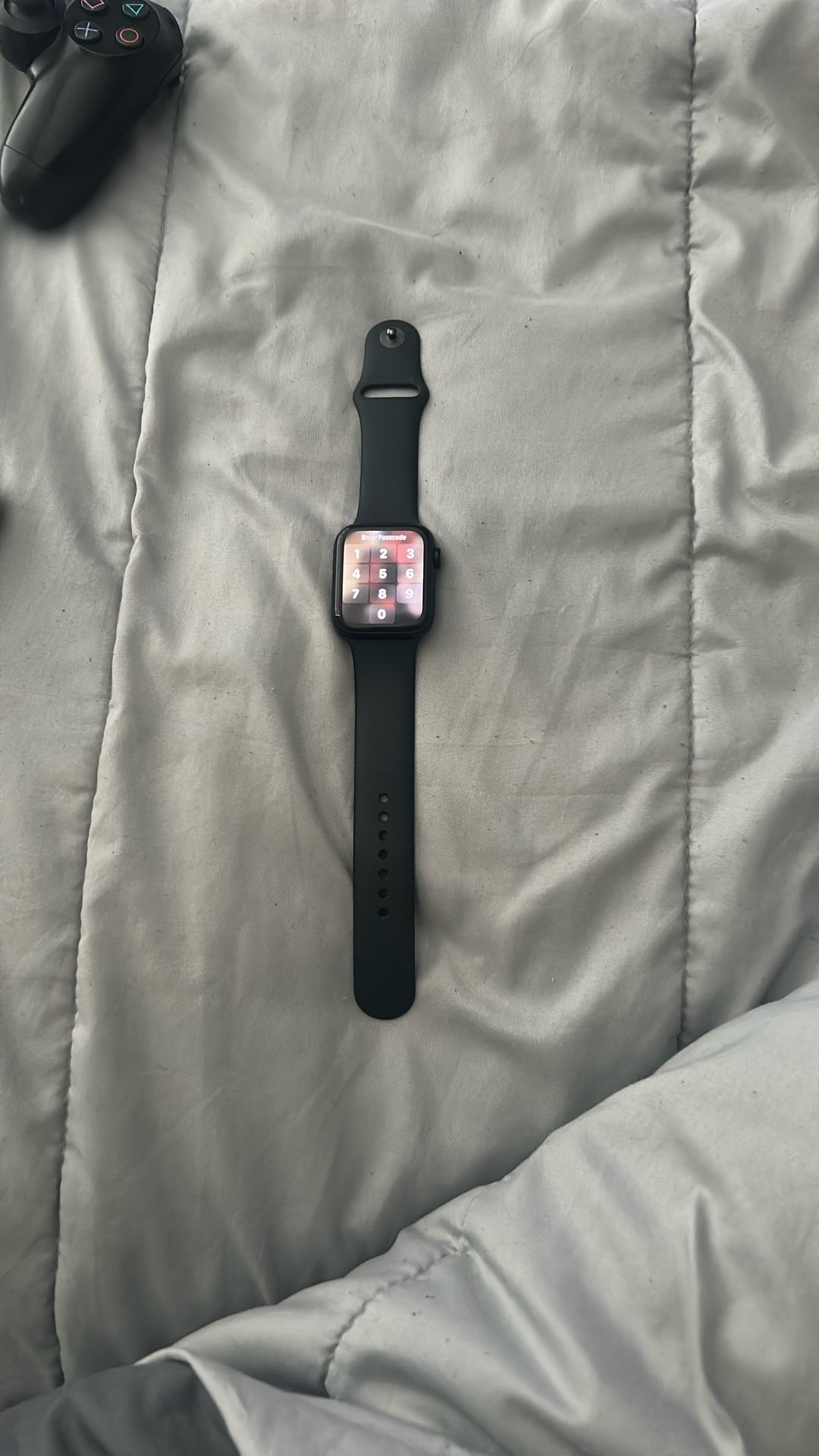 Apple Watch SE 44 MM Aluminum Case