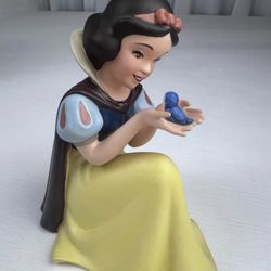 Snow White Figurine 