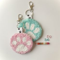 Paw Print Keychains - Dog Mom 🐾 Dog Dad