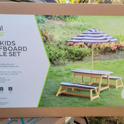 Children's Surfboard Picnic Table. RETAILS FOR $200
