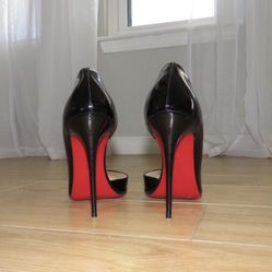 Christian Louboutin Iriza Patent Leather Pumps Black Red Sole Size 39 100mm (Red bottom heels)
