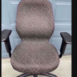 Rolling Fabric Office Chair