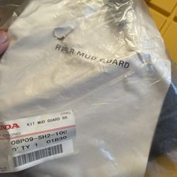 88-91 Honda CRX Rear Mud Guards NEW