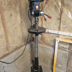 15" Drill Press, 16 speeds, with laser. Craftsman excellent condition. 