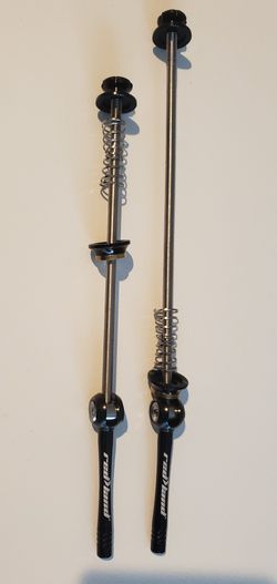 Redland Titanium Skewers - 50 Grams Pair