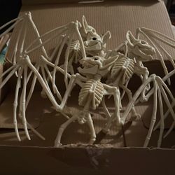 Halloween Party Decor Sale! 4 For $1.00