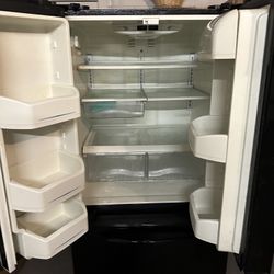 GE Refrigerator