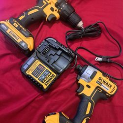 DeWalt Drill & Impact w 2 batteries And A Charger