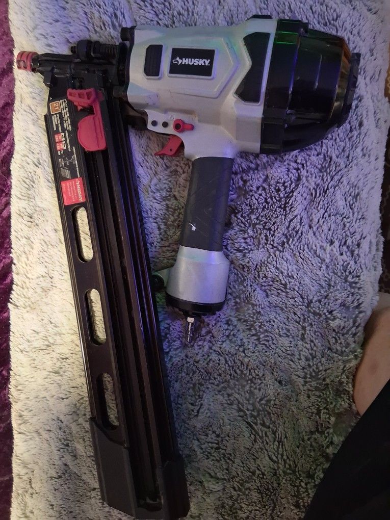 Huskey Framing Nailer