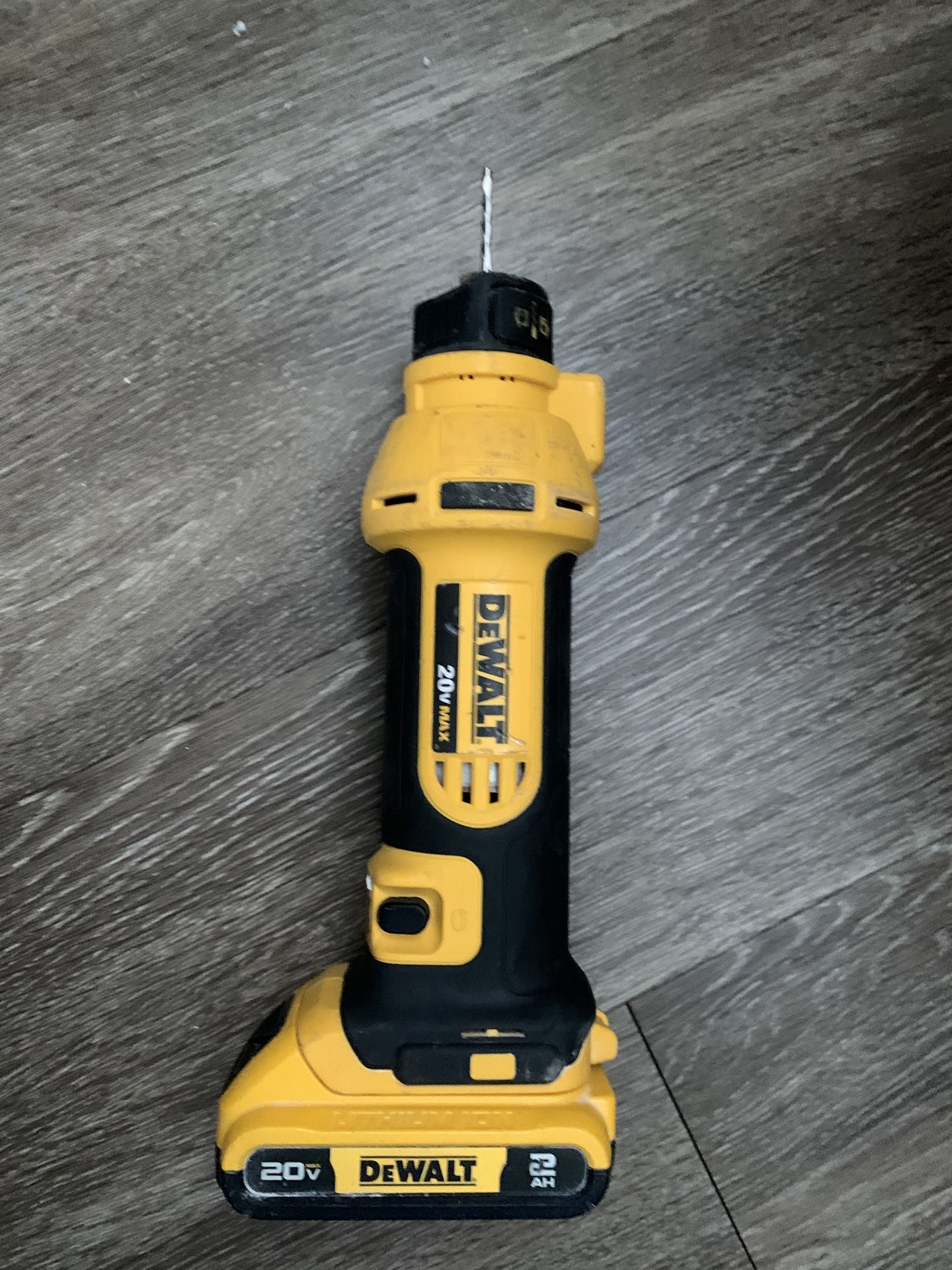 Router Dewalt 