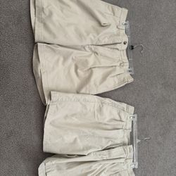 Men’s Khaki Golf Shorts