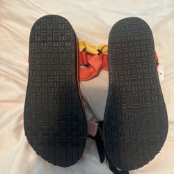 Womans Sandles Size wide
