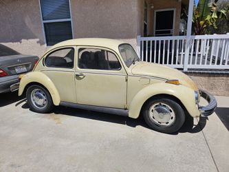 VW Bug 1975 Standard