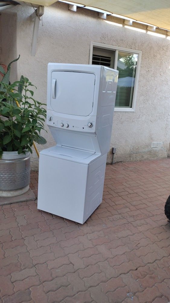 Stackable Washer Gas Dryer