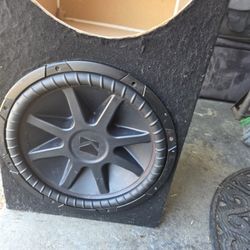 vendo bocina kiker Size 15 1500W $150