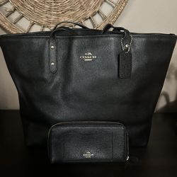 Coach Tote with Wallet