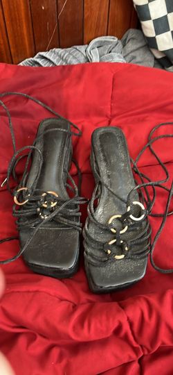 Black shoes