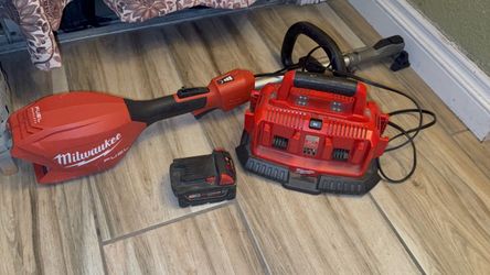 : Milwaukee M18 FUEL QUIK-LOK Power Head Yard Combo Kit -