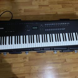Alesis QS8 Synthesizer with SKB Case and Stand 