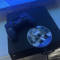 PS4 Comes With UFC 2 And Navy Blue Controller