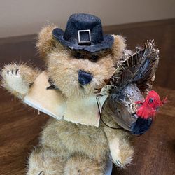 Boyd’s Bears Thanksgiving Bear With Turkey