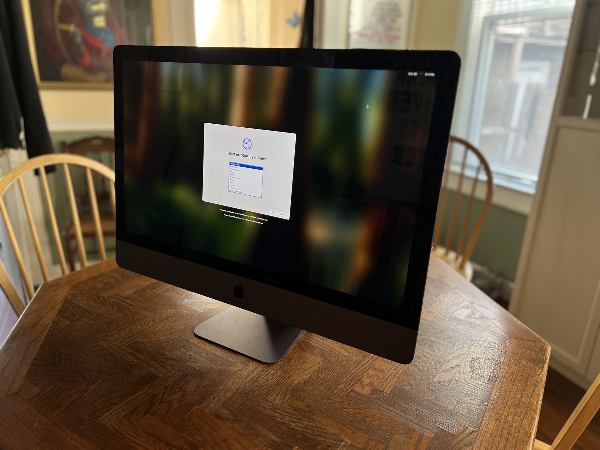 2017 iMac Pro, 27” 5k Retina Screen, 1TB SSD, 32G RAM