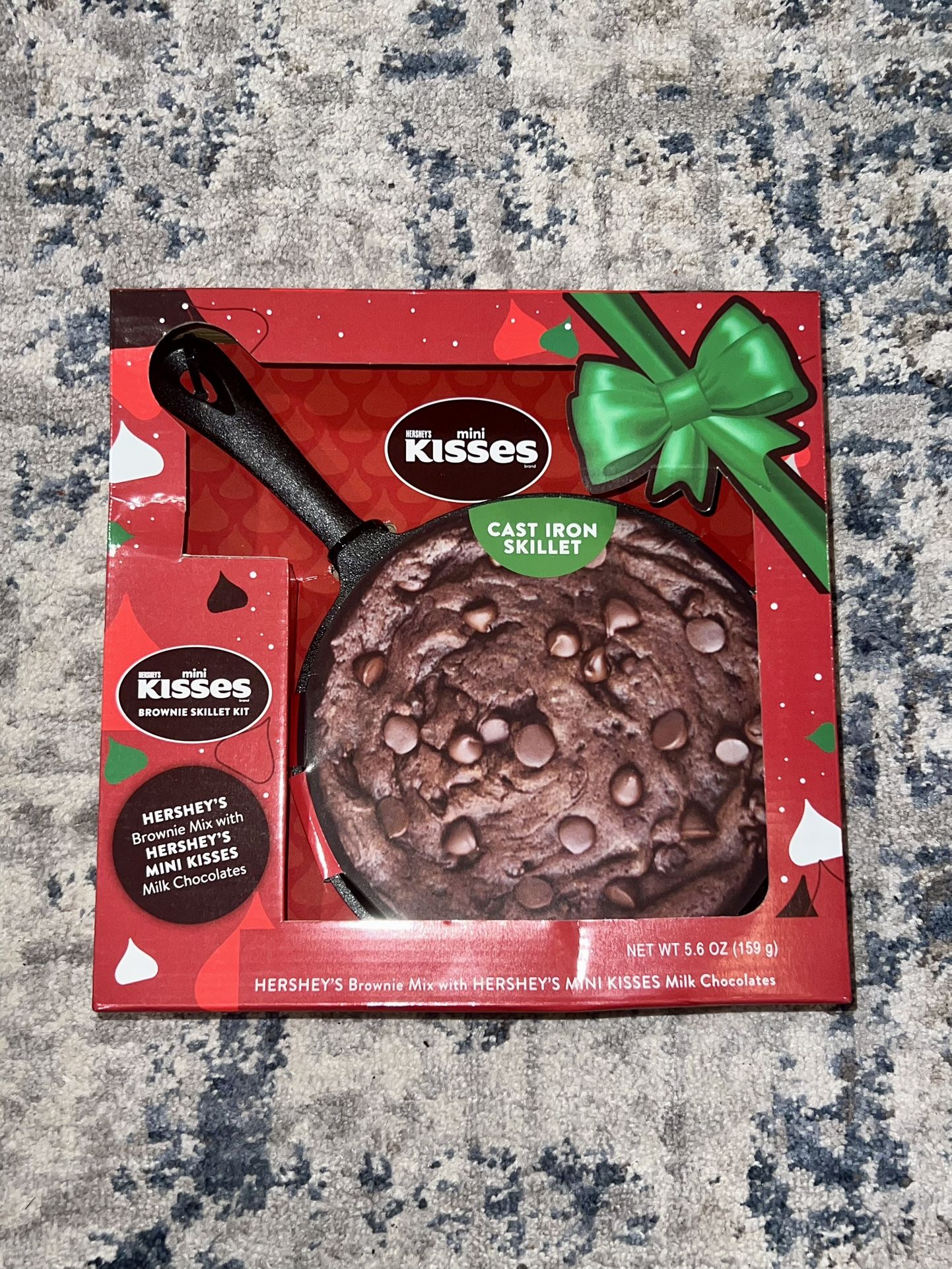 Hershey’s Kisses Brownie Skillet Kit