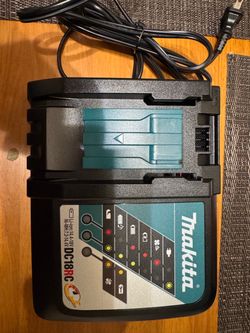 Makita 18V LXT Rapid Optimum Charger New