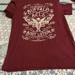 Men’s fashion Graphic Tee Sz . L