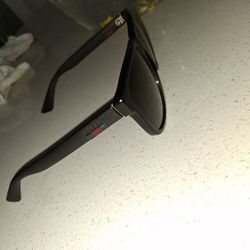 Men Gucci Sunglasses 