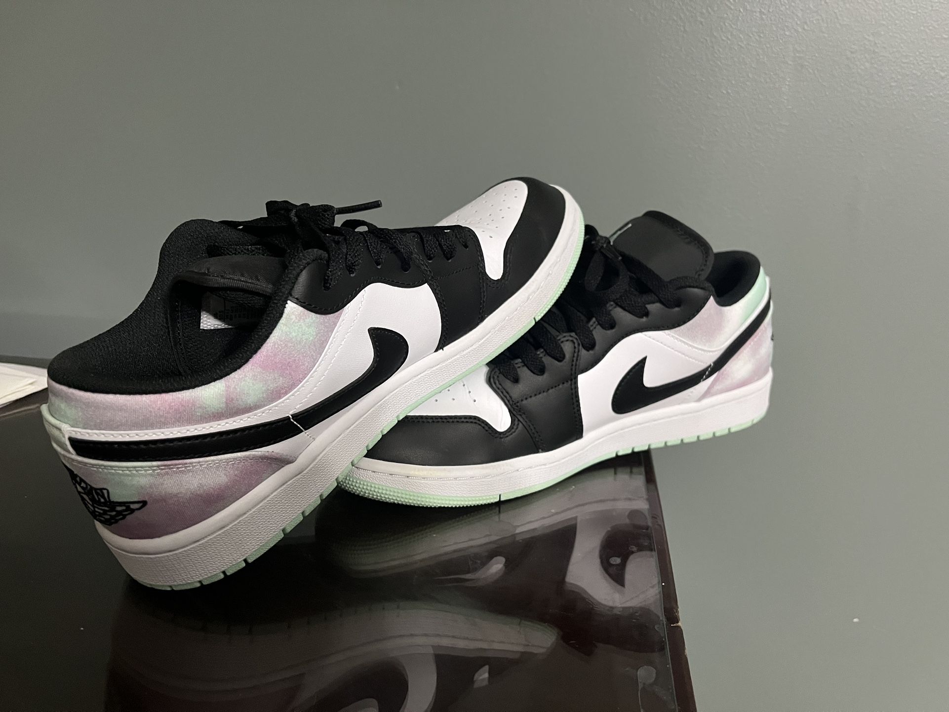 Air Jordan 1 Low Tie Dye