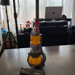 Dyson Casdon Toy Ball Vacuum 