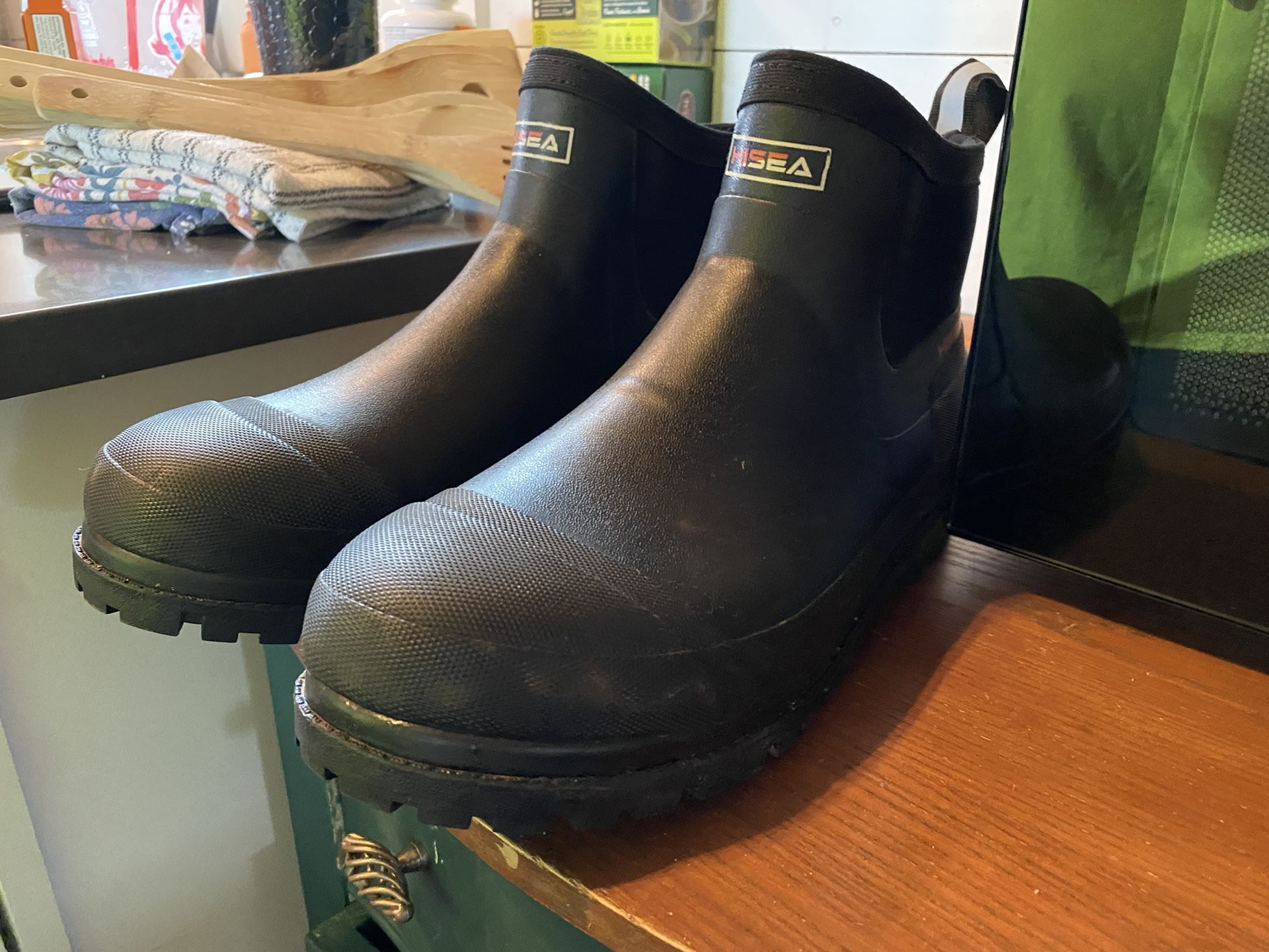 Hisea 6” Rubber Boots SZ11